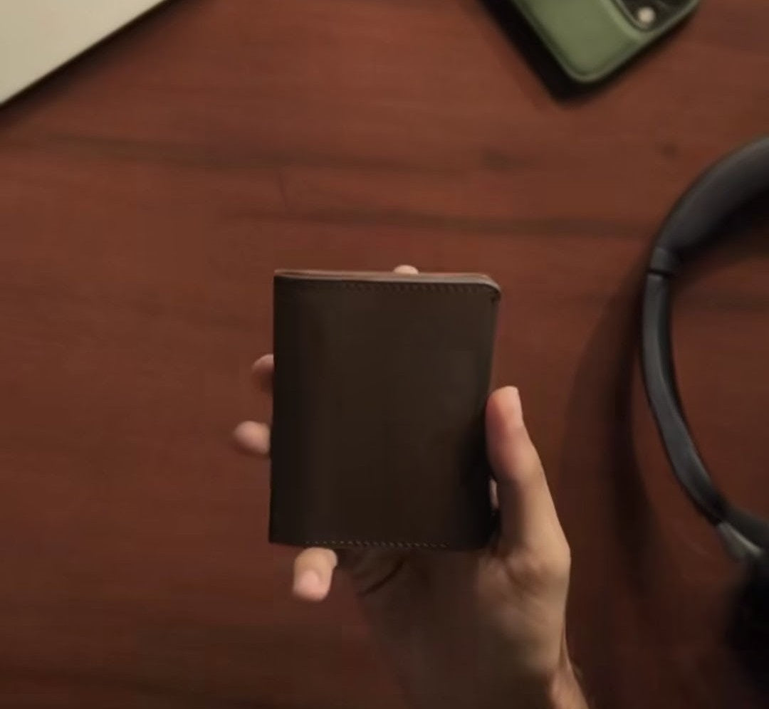 COW LEATHER BI-FOLD WALLET The Vertical Executive