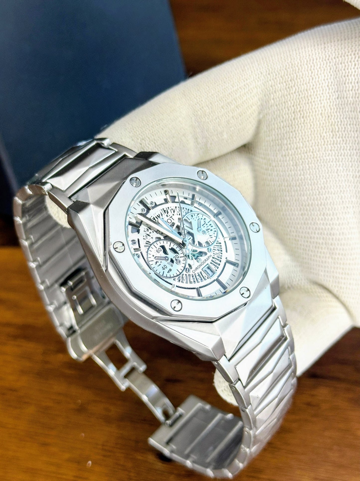 HUBLOT GENEVE Master Lock Chain Watch